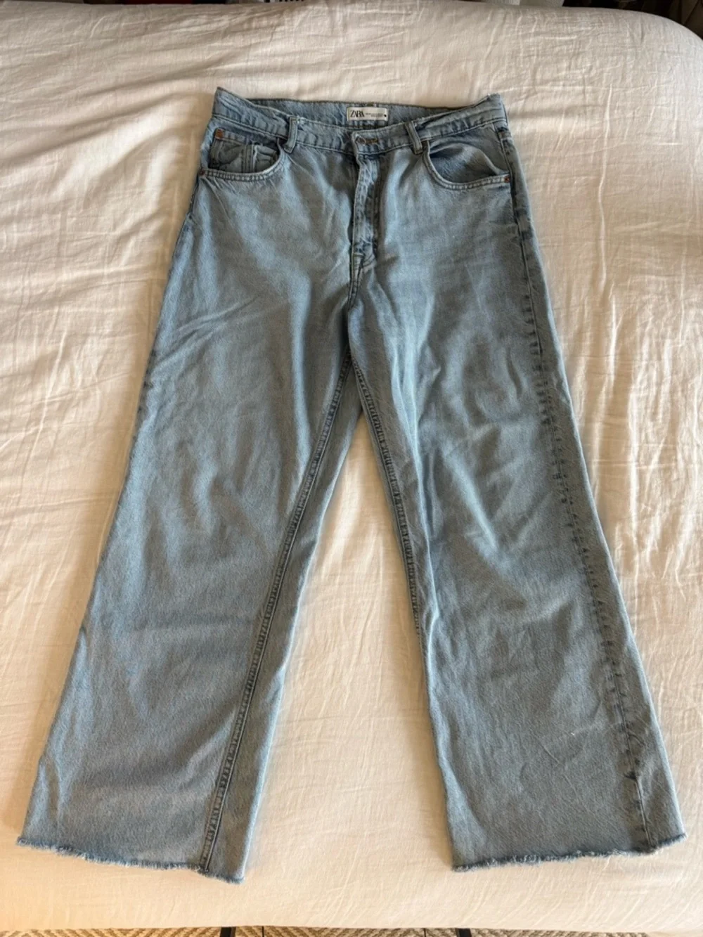 Zara The 90s Full Length Light Blue High-Rise Wide Leg Jeans size 12 - Picture 3 of 7